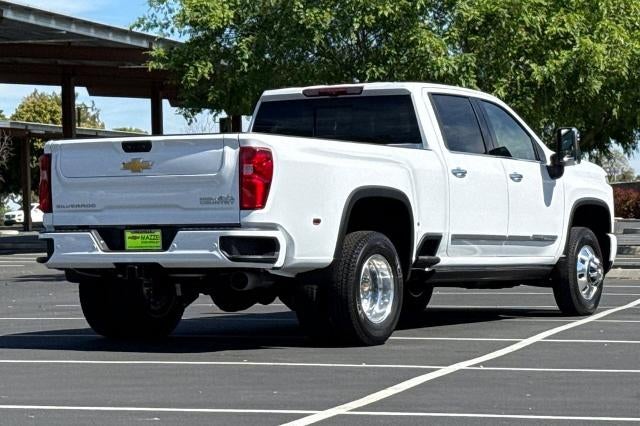 2026 Chevrolet Silverado 3500 HD High Country DRW