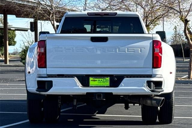 2022 Chevrolet Silverado 3500 HD High Country DRW