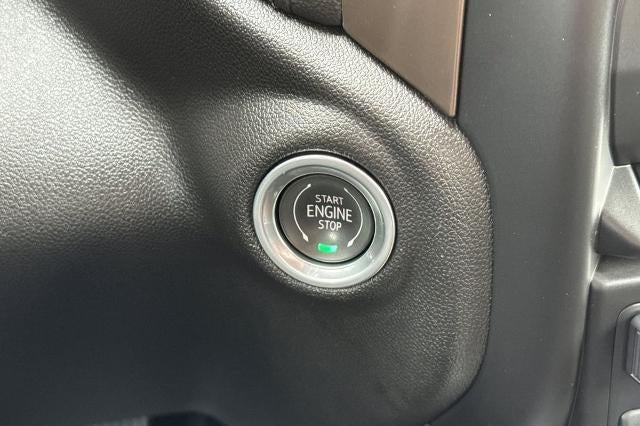 2022 Chevrolet Silverado 3500 HD High Country DRW