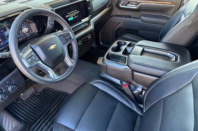 2025 Chevrolet Silverado 1500 LT (2FL)