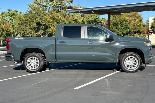 2025 Chevrolet Silverado 1500 LT (2FL)