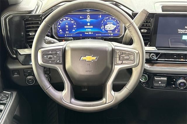 2025 Chevrolet Silverado 1500 LT (2FL)