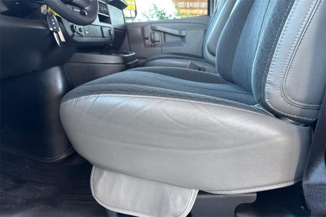 2024 Chevrolet Express Cargo 2500 Base