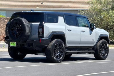 2025 GMC HUMMER EV SUV 2X