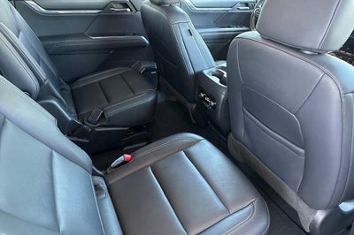 2024 GMC Acadia Elevation