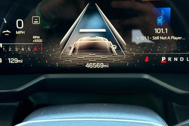 2024 GMC Acadia Elevation