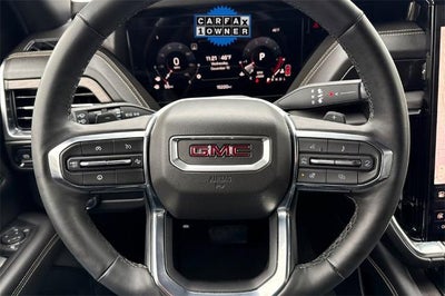 2025 GMC Yukon Elevation