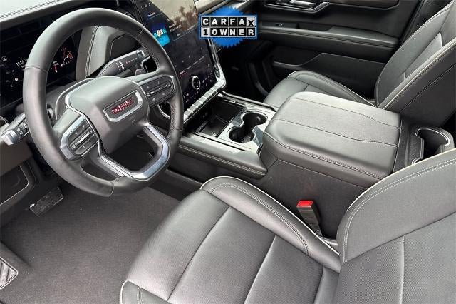 2025 GMC Yukon Elevation