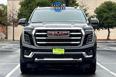 2025 GMC Yukon Elevation
