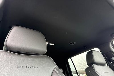 2025 GMC Yukon XL Denali