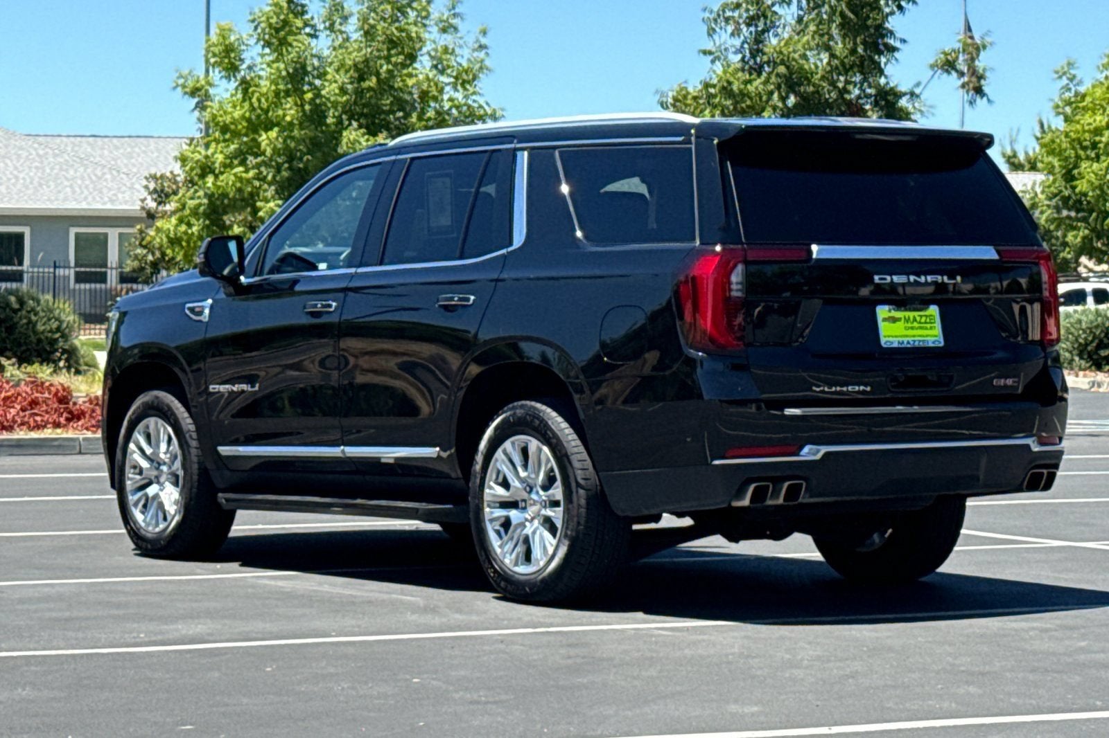 2025 GMC Yukon Denali