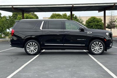 2023 GMC Yukon XL Denali