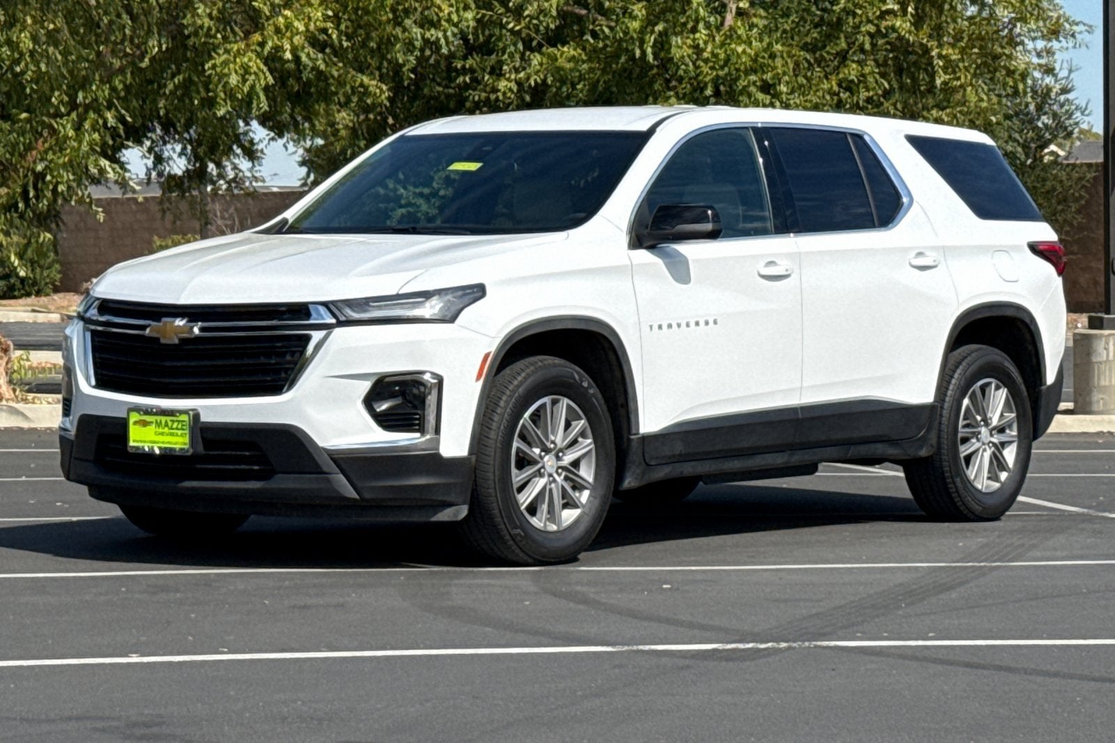 2023 Chevrolet Traverse LS