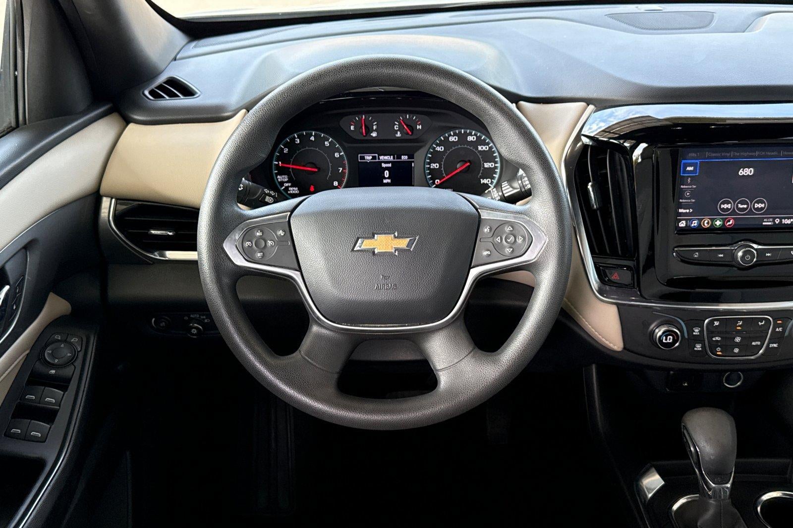 2023 Chevrolet Traverse LS