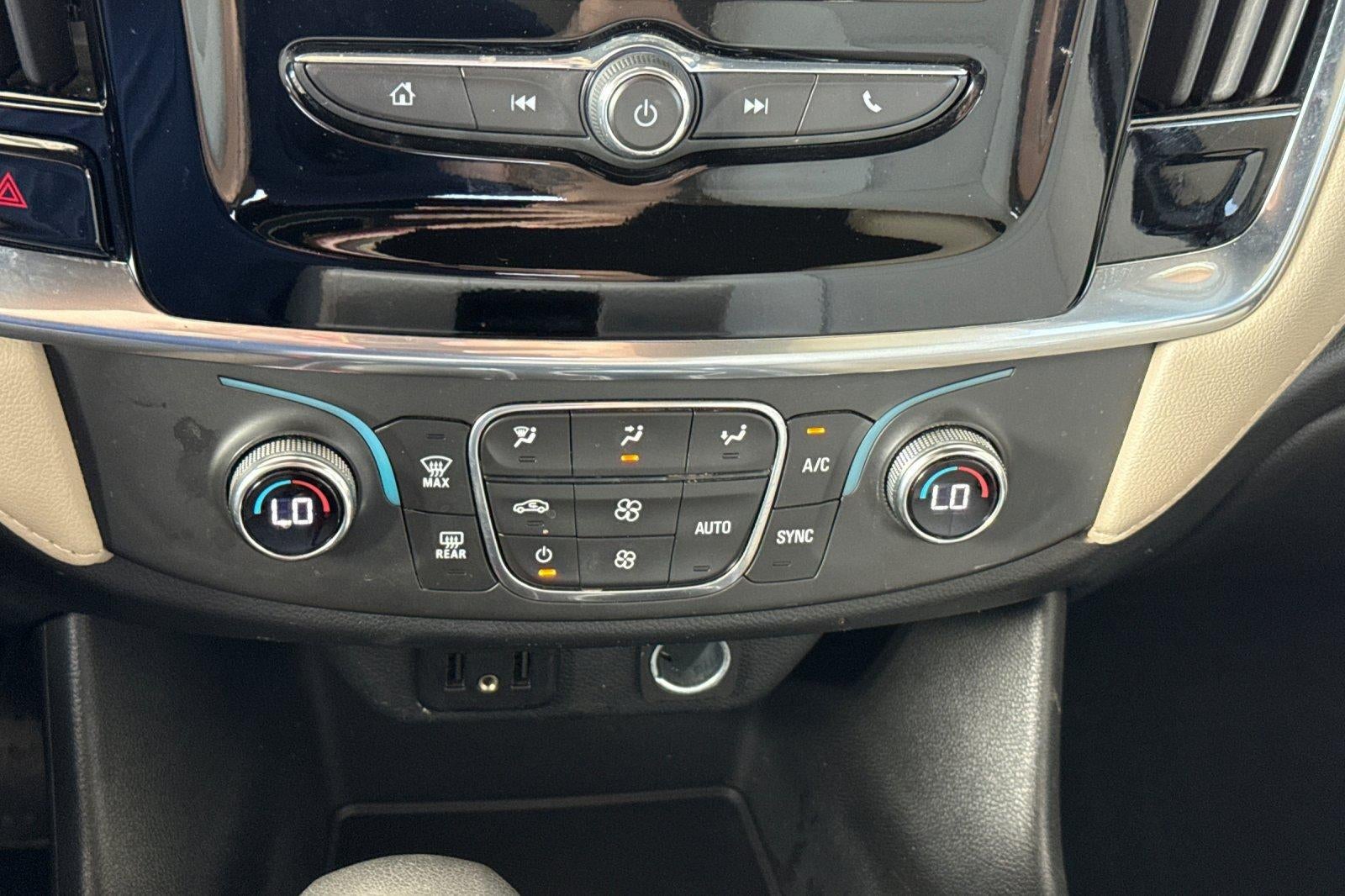 2023 Chevrolet Traverse LS