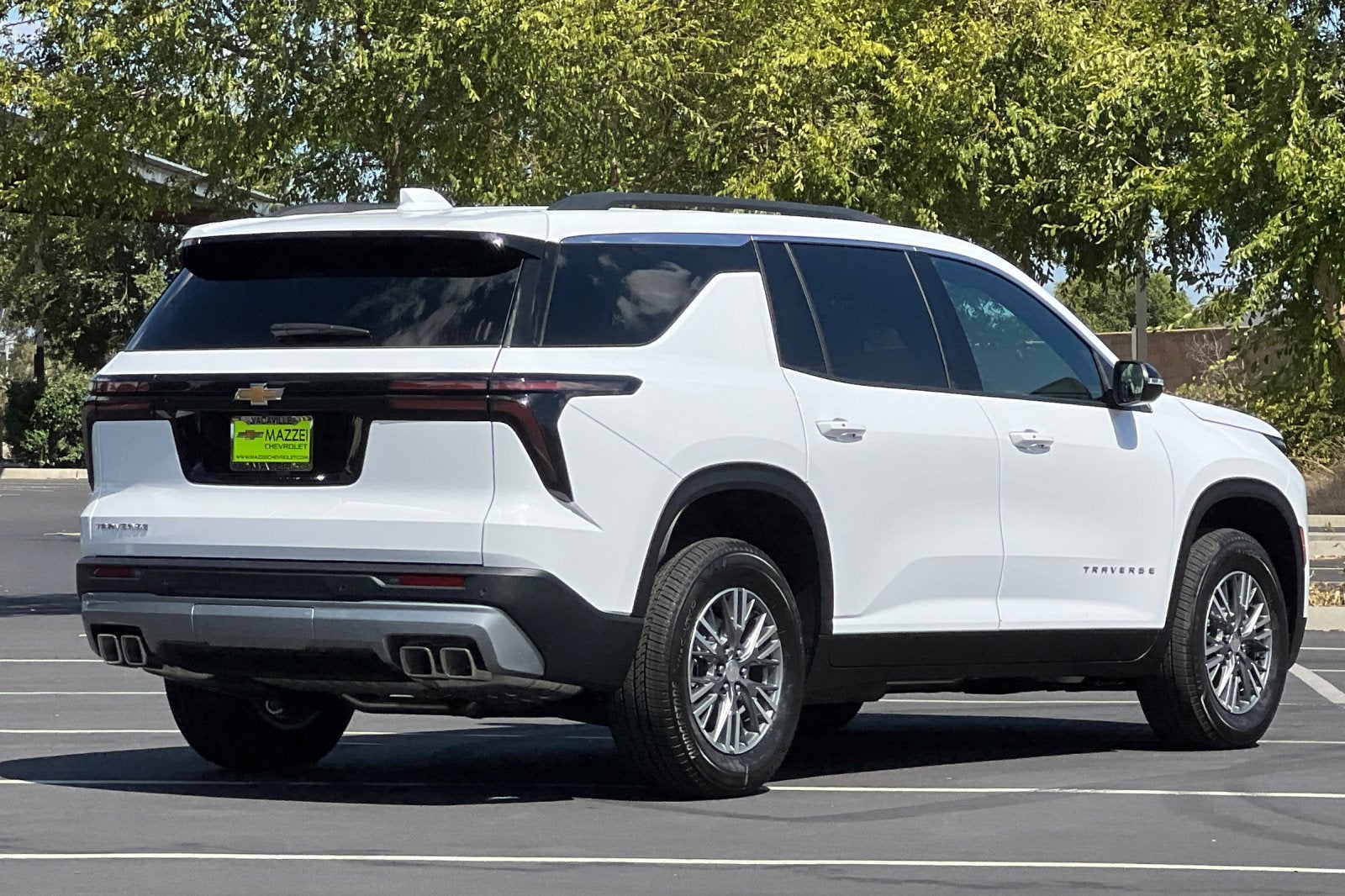 2027 Chevrolet Traverse LT