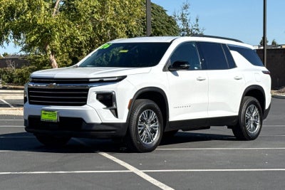 2026 Chevrolet Traverse LT