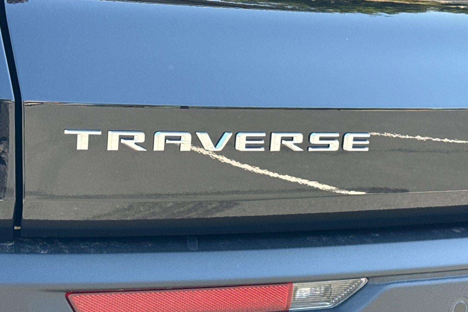 2027 Chevrolet Traverse LT