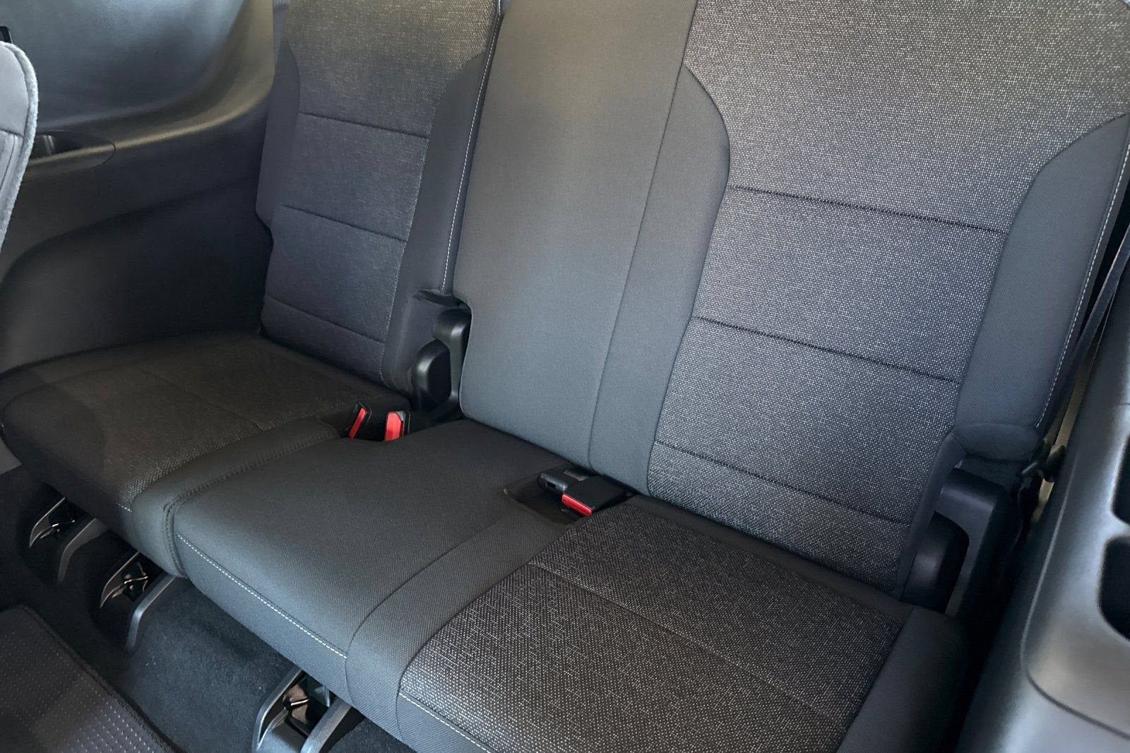 2027 Chevrolet Traverse LT - Photo 16
