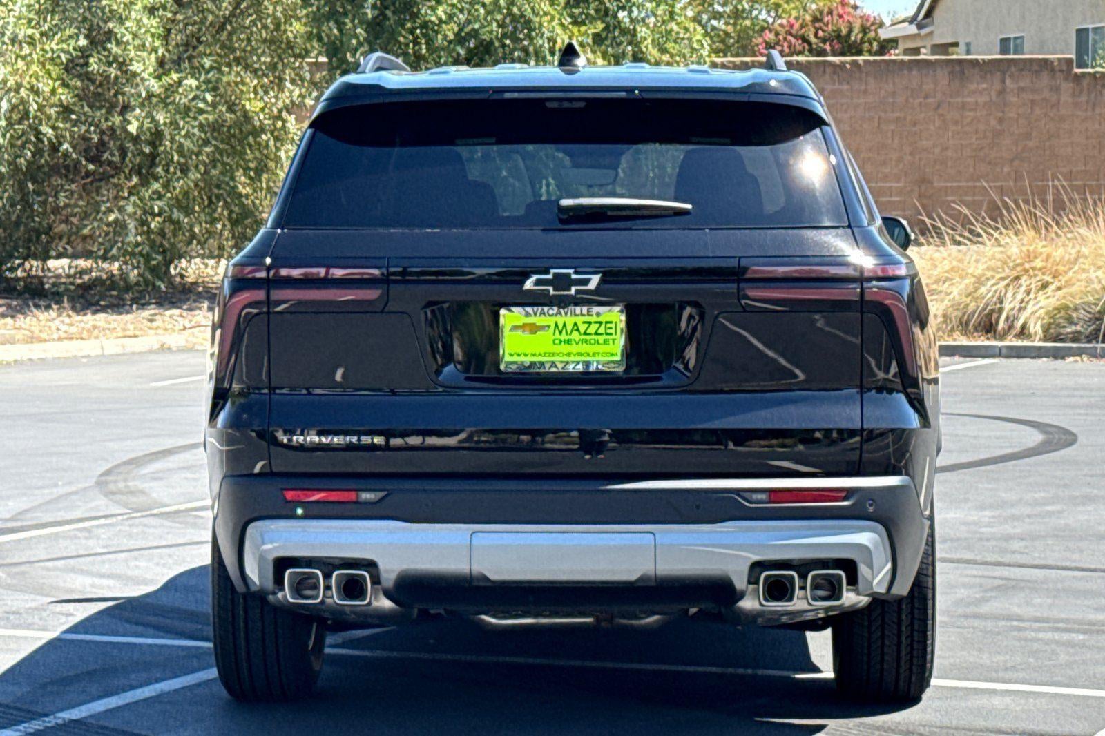 2027 Chevrolet Traverse LT - Photo 8