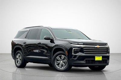 2024 Chevrolet Traverse LT