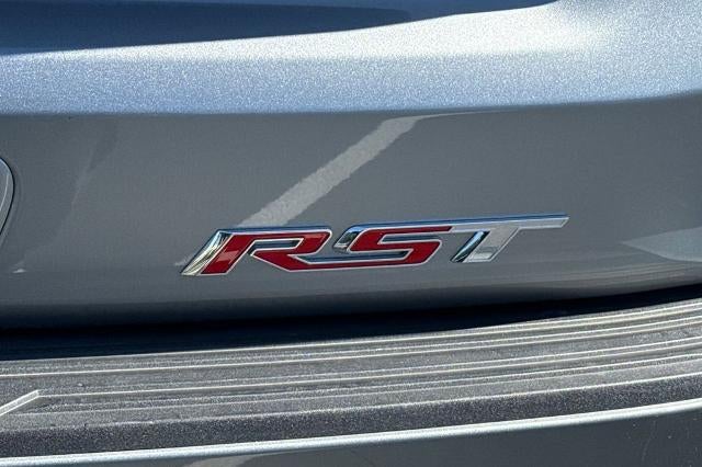 2025 Chevrolet Suburban RST