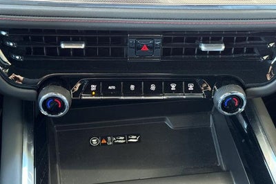 2025 Chevrolet Suburban RST