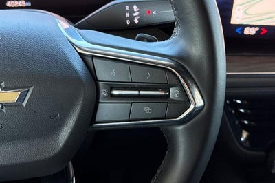 2025 Chevrolet Suburban LT