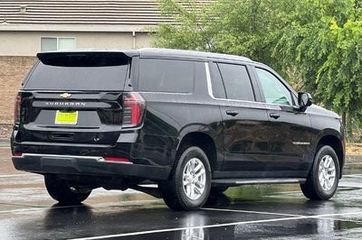2025 Chevrolet Suburban LT