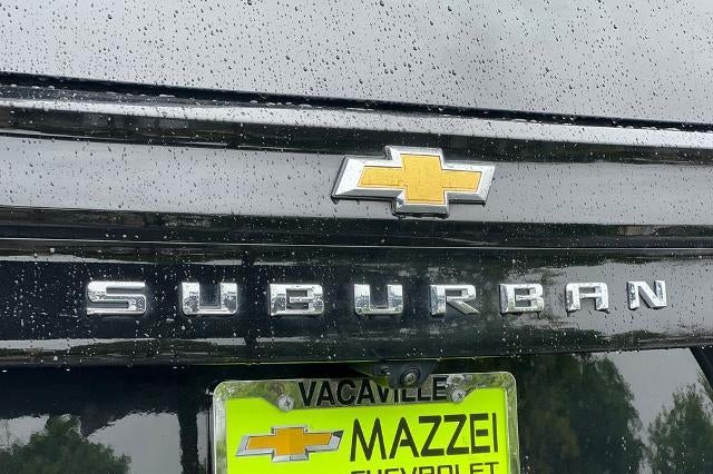 2025 Chevrolet Suburban LT