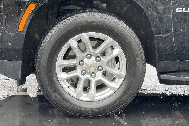2025 Chevrolet Suburban LT