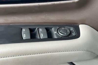 2025 Chevrolet Suburban LT