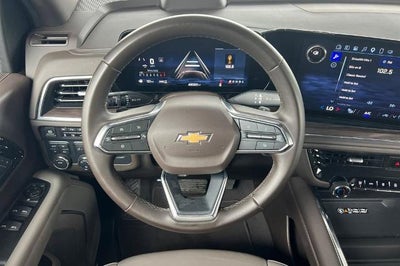 2025 Chevrolet Suburban LT