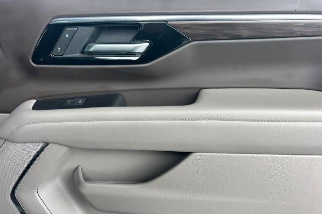 2025 Chevrolet Suburban LT