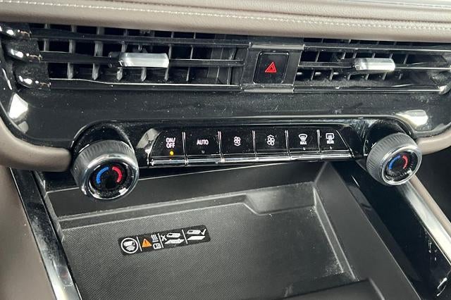 2025 Chevrolet Suburban LT