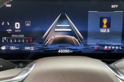 2025 Chevrolet Suburban LT