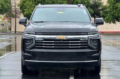 2025 Chevrolet Suburban LT