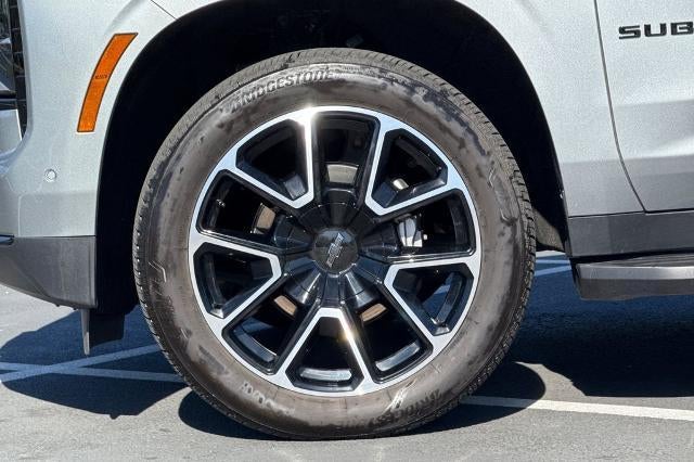 2025 Chevrolet Suburban RST