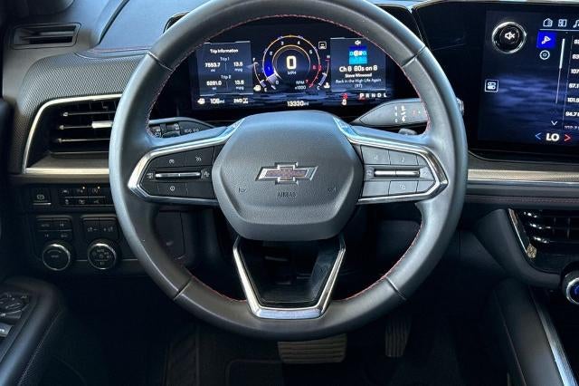 2025 Chevrolet Suburban RST