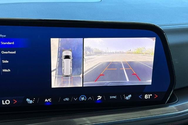 2025 Chevrolet Suburban RST