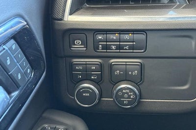 2025 Chevrolet Suburban RST