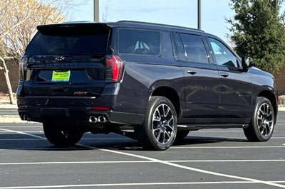 2025 Chevrolet Suburban RST