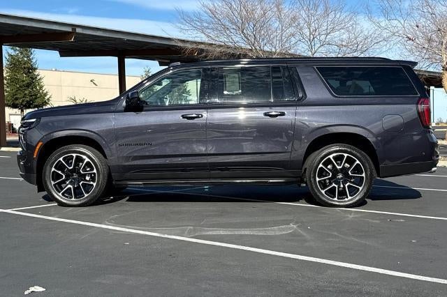 2025 Chevrolet Suburban RST