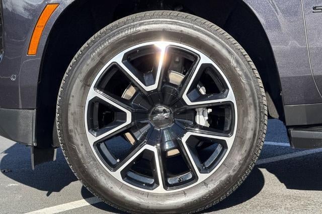 2025 Chevrolet Suburban RST