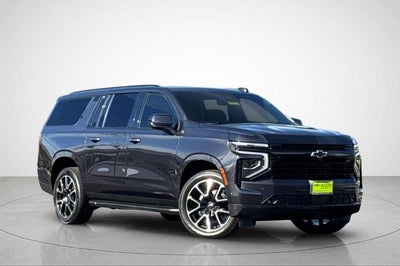 2025 Chevrolet Suburban RST