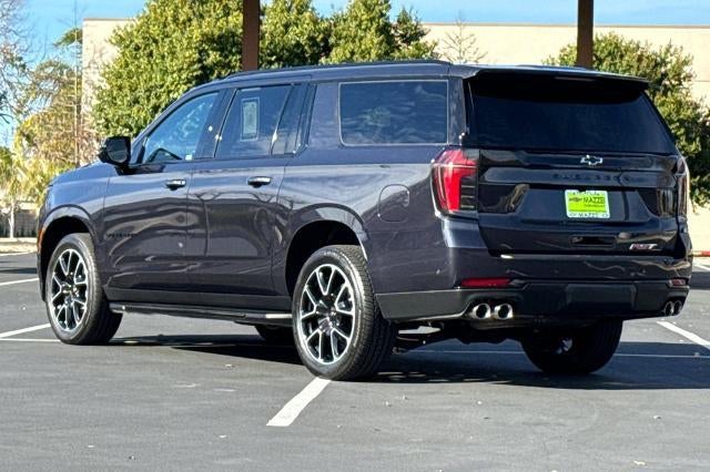 2025 Chevrolet Suburban RST
