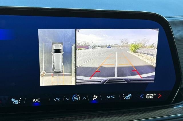 2025 Chevrolet Suburban RST