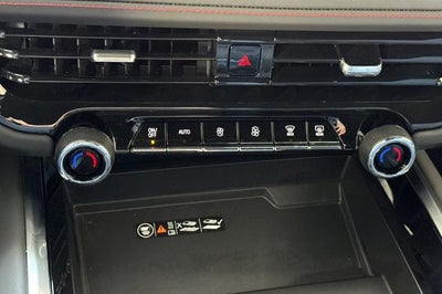 2025 Chevrolet Suburban RST