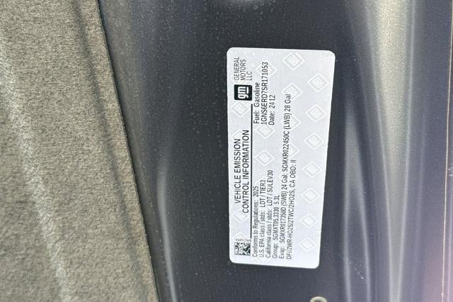 2025 Chevrolet Suburban RST