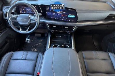 2025 Chevrolet Suburban RST